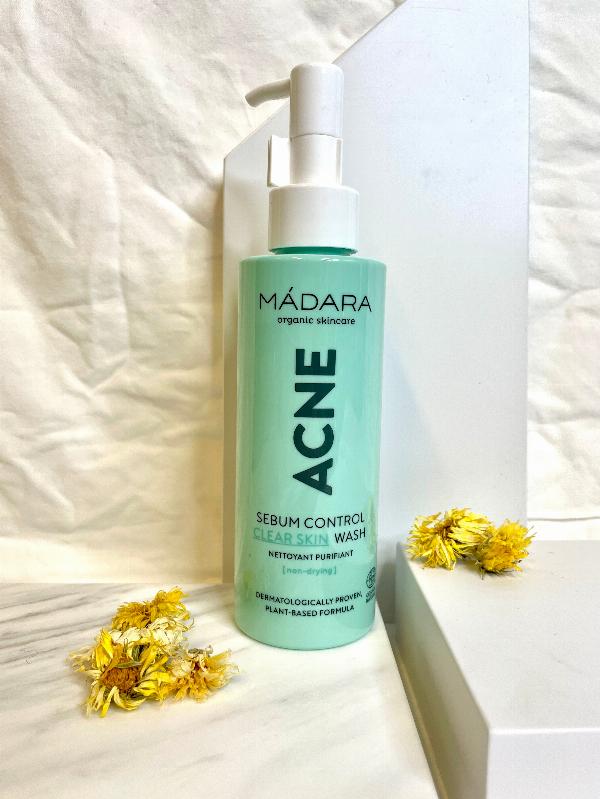 Madara Acne Sebum Control Rens til Klar Hud