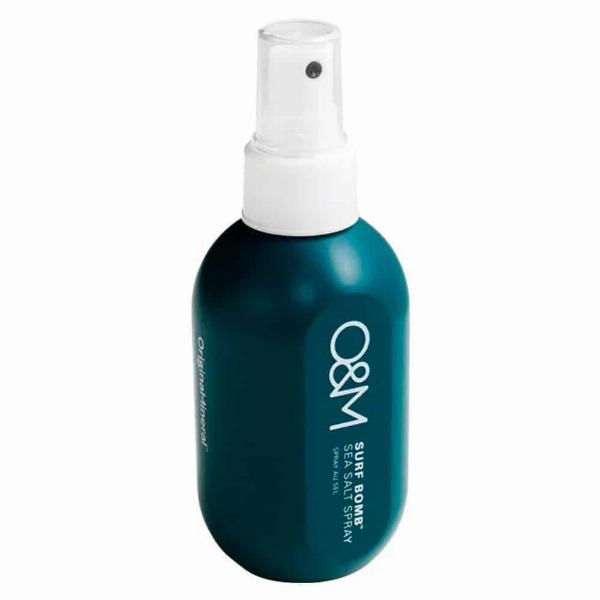 O&M Surf Bomb Havsalt Spray 150ml - Få Strandlooket!