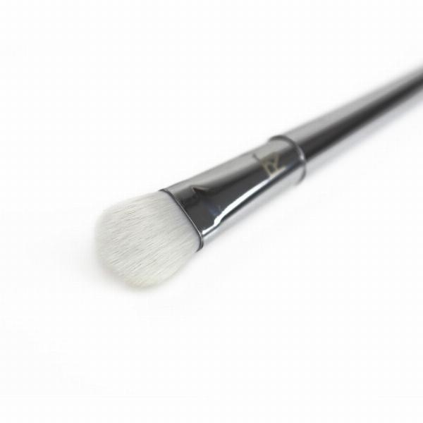 Real Techniques Bold Metal Oval Øjenskygge Børste