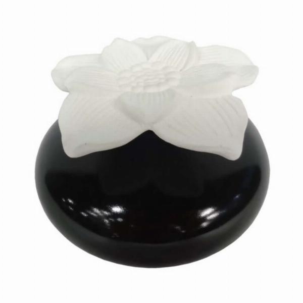 Sort og Hvid Keramisk Diffuser fra Apos Blomsten Apos