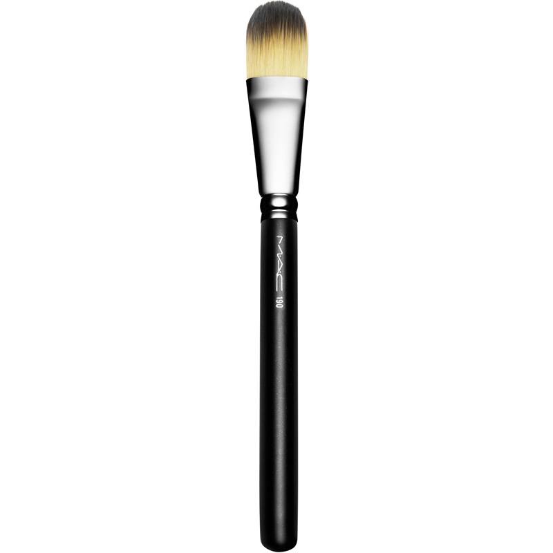 Mac Foundation Brush   190